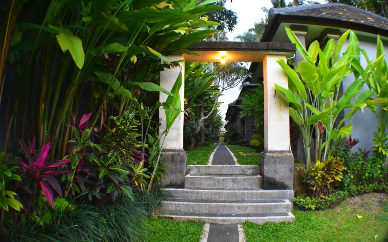 Purnama Hotel Убуд Екстериор снимка